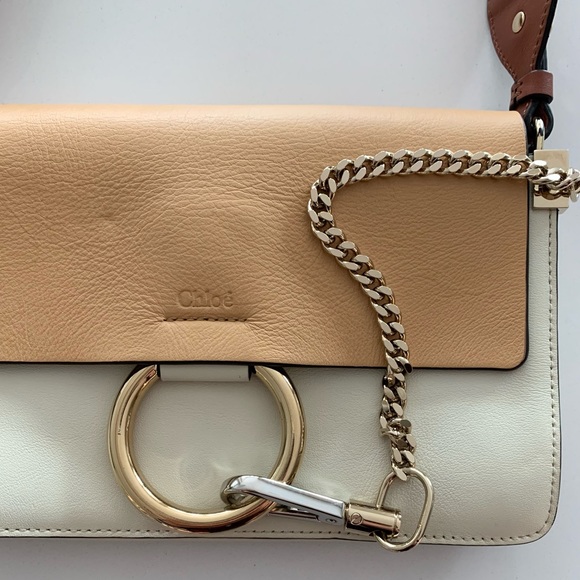 Chloe Faye Crossbody Bag - Picture 3 of 9